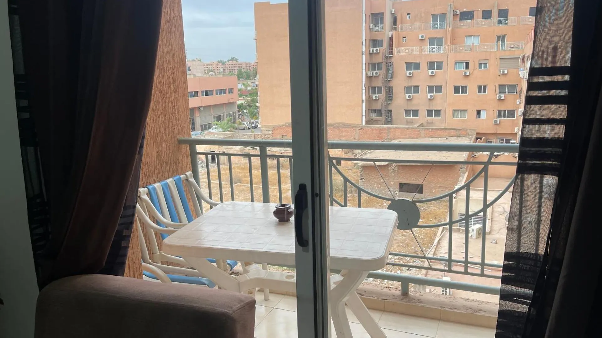 Appartement 17 3Eme Etage Avec Balcon Pour Famille Marrakesh 0*,  Morocco
