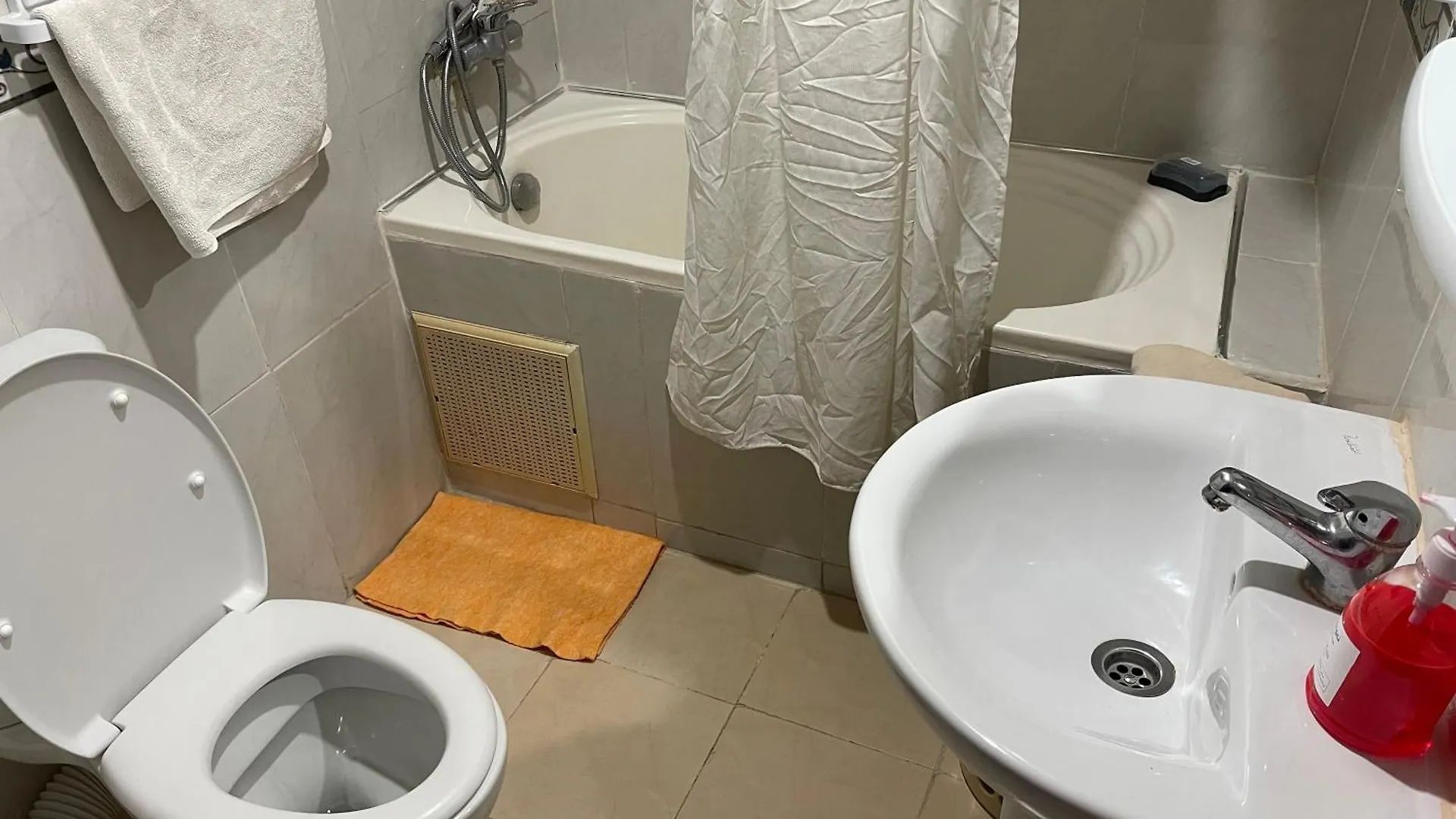 Appartement 17 3Eme Etage Avec Balcon Pour Famille Marrakesh 0*,  Morocco