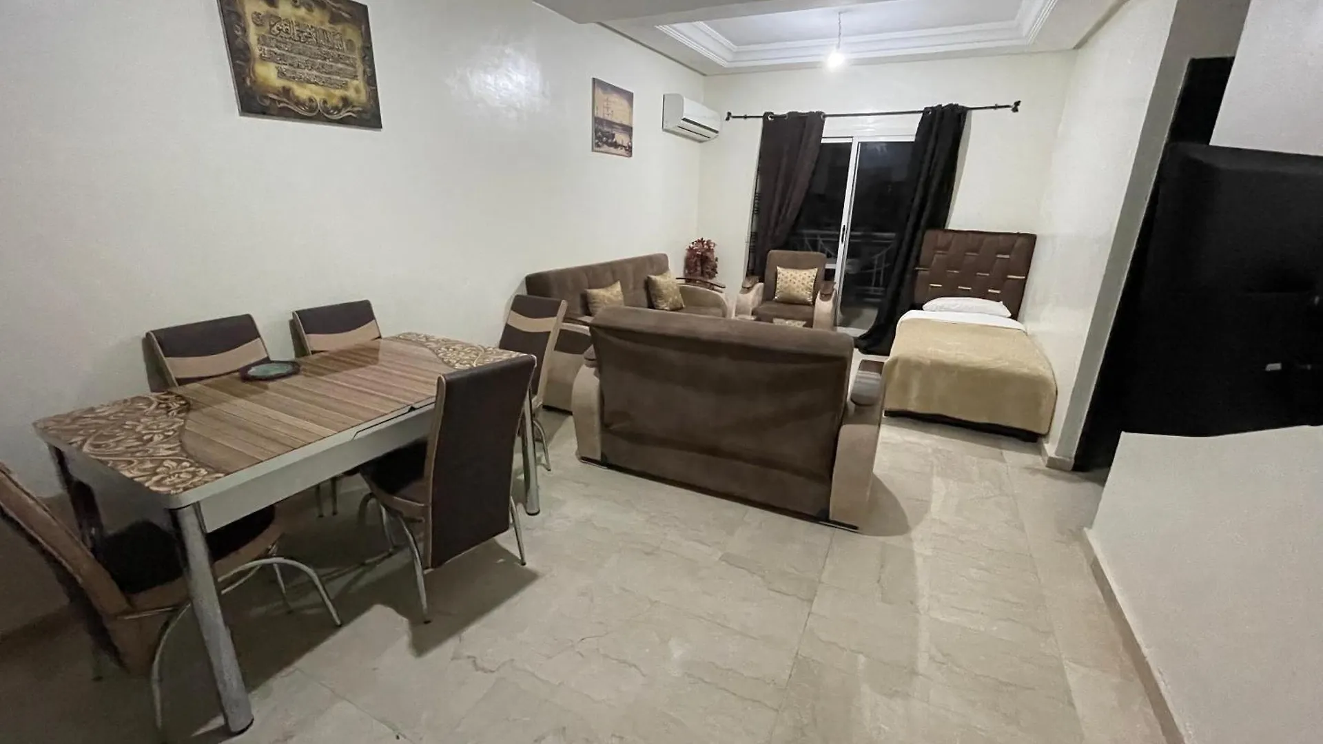 Appartement 17 3Eme Etage Avec Balcon Pour Famille Marrakesh Apartment